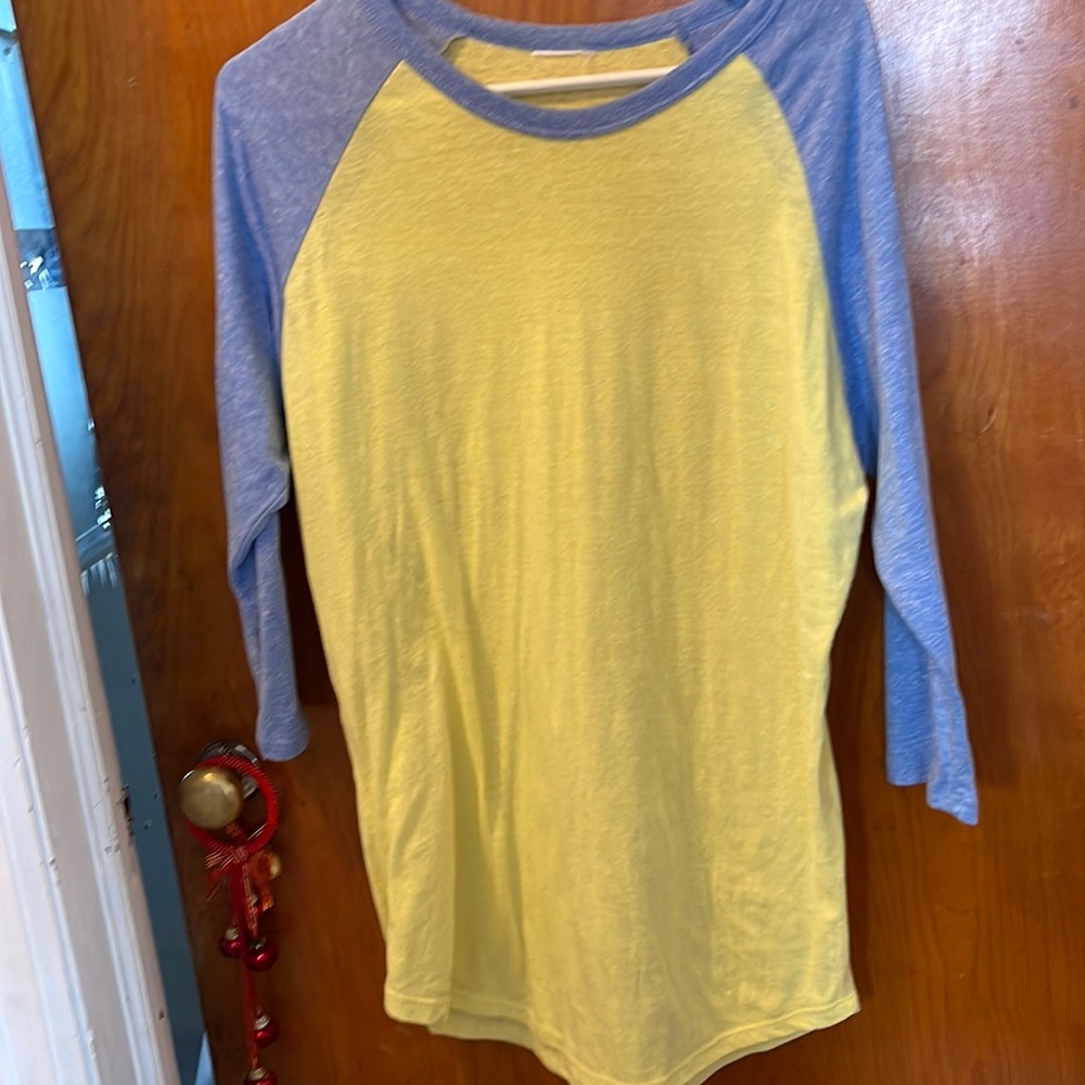 LuLaRoe yellow and blue size xl quarter sleeve lightweight